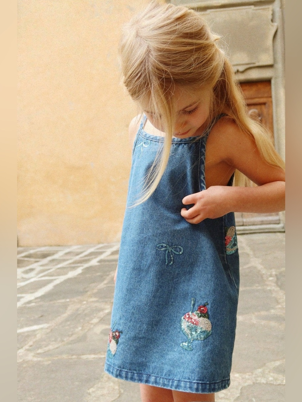Konges Sløjd MAGOT STRAP DRESS - gelato sequins embroidery - 5Y